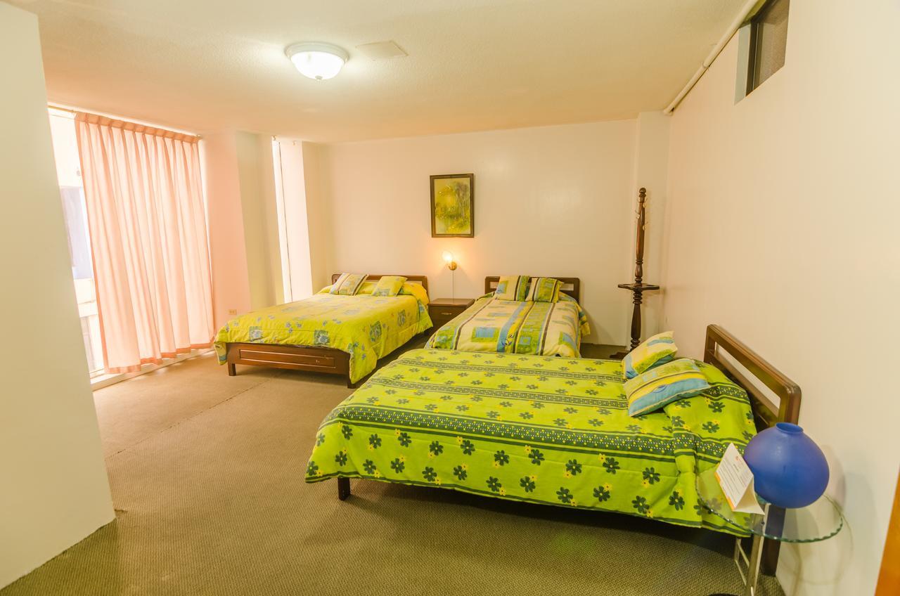 Hotel Cristal Palace Loja Buitenkant foto