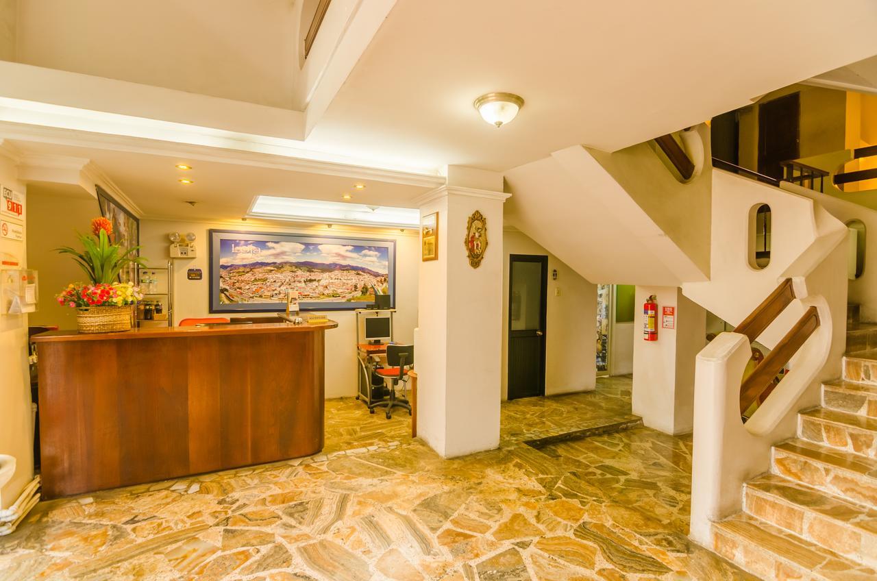Hotel Cristal Palace Loja Buitenkant foto